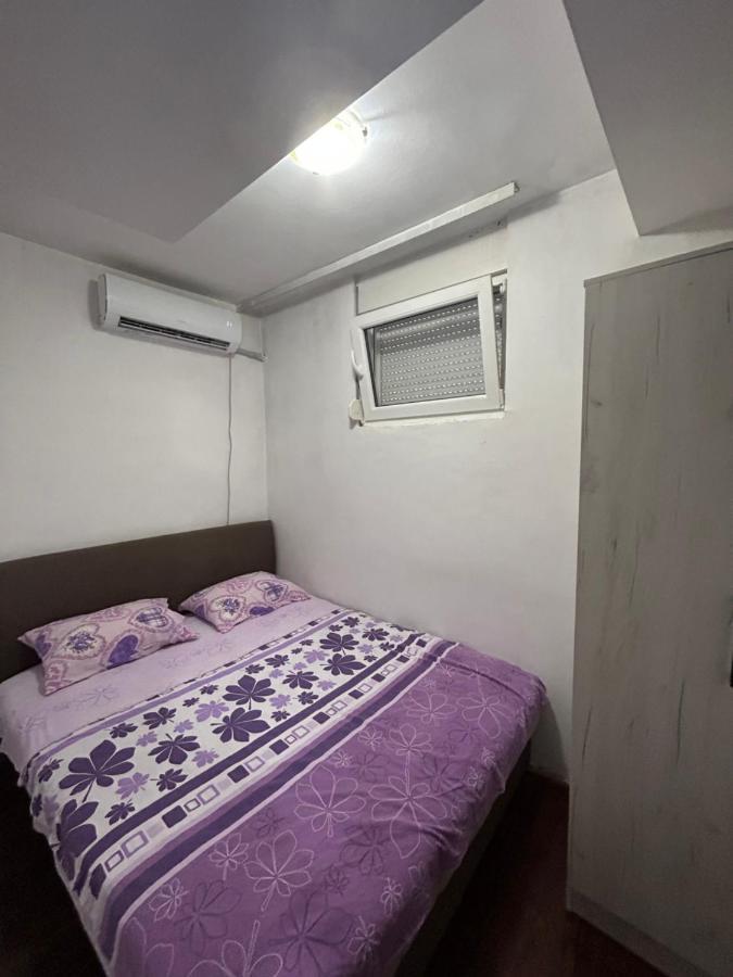 Apartment Sara 波德戈里察 外观 照片